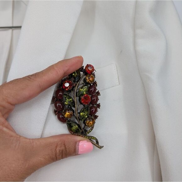 Elegant Multicolor Leaf Brooch - Picture 6 of 6